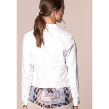 001 white