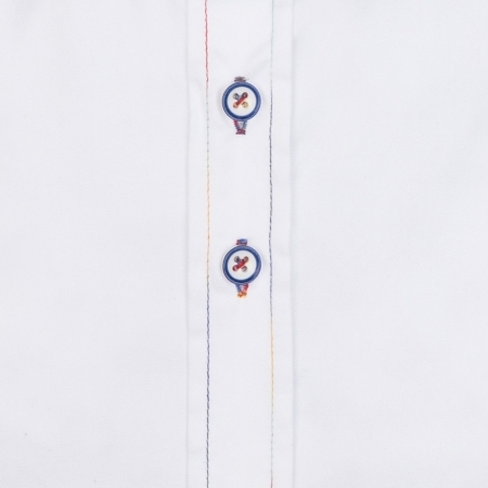  004 WHITE