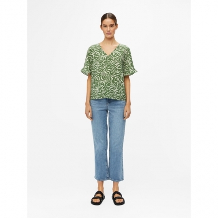 121130 T-Shirt Vineyard Green/SANDSHELL ANIMAL