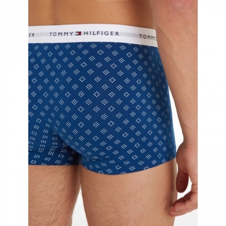 0W0 F Polkadot/