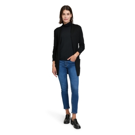9045 Black