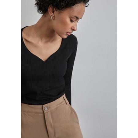 10001 Black