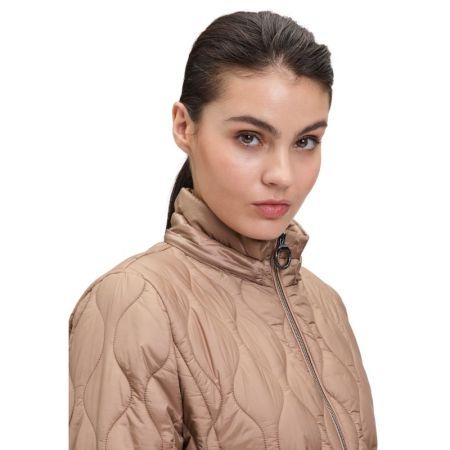  7021 Chanterell