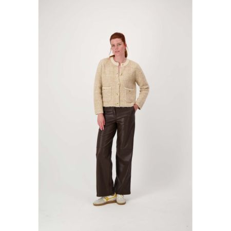 1016 beige