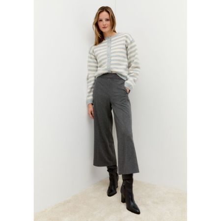  2717 knit strip