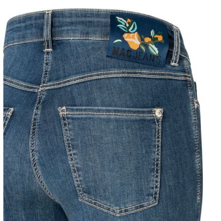 D834 authentic