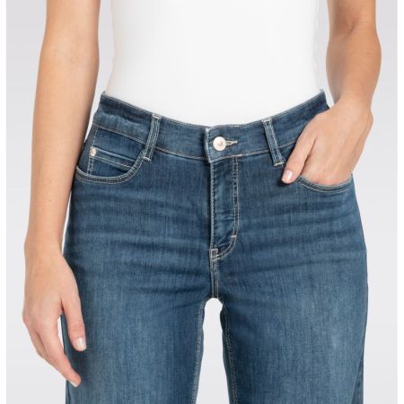 D834 authentic