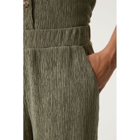 9945-olive bree
