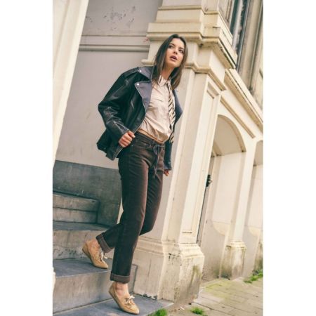 L30 205 Deep Brown