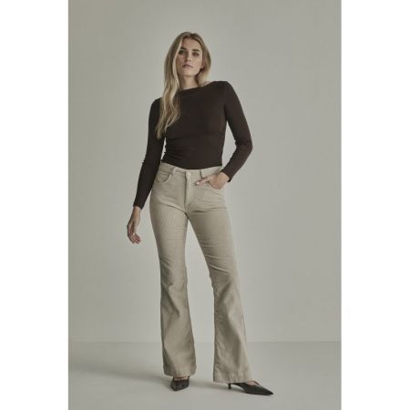 L32 9 Ivory Grey