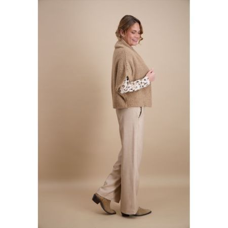 2 beige