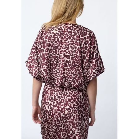 801 L. Pink/Leo