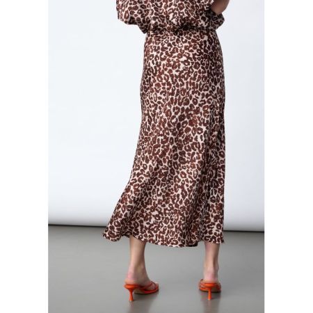 801 L. Pink/Leo