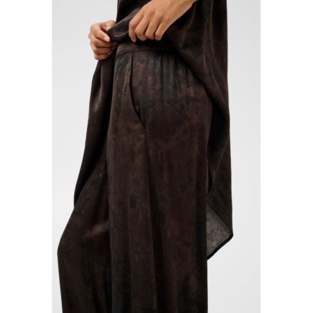 305439 Brown Sh